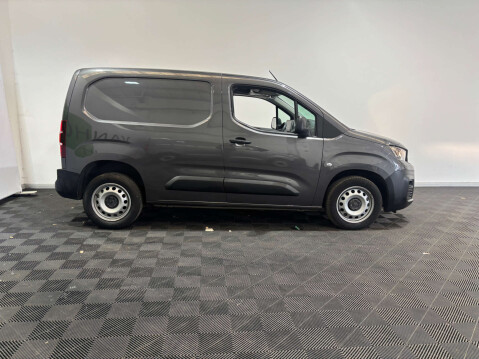 Peugeot Partner Professional Premium+ 1.5 BHDi 6
