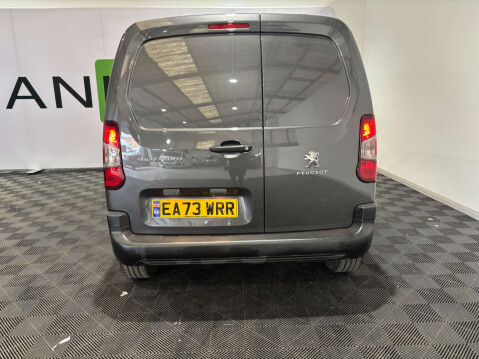 Peugeot Partner Professional Premium+ 1.5 BHDi 7