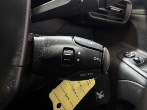 Peugeot Partner Professional Premium+ 1.5 BHDi 17