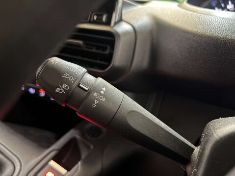 Peugeot Partner Professional Premium Blue 1.5 HDi 27