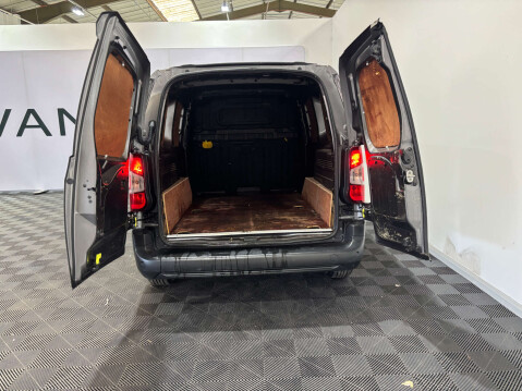 Peugeot Partner Professional Premium Blue 1.5 HDi 7