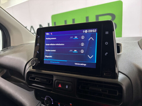 Peugeot Partner Professional Premium Blue 1.5 HDi 15