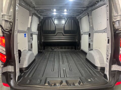 Ford Transit Custom 320 Trail EcoBlue 2.0 5dr 15