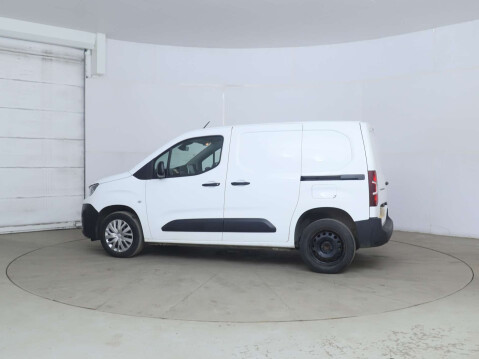 Peugeot Partner Professional Premium Blue 1.5 HDi 7