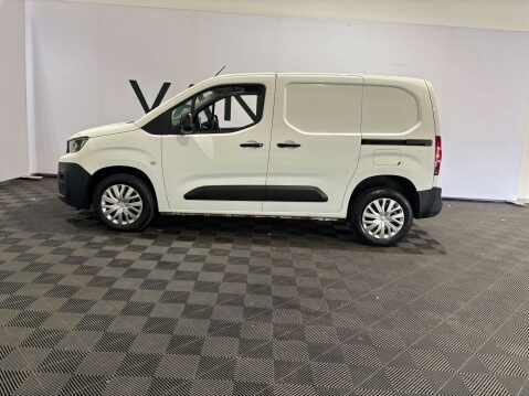 Peugeot Partner Professional Premium Blue 1.5 HDi 17