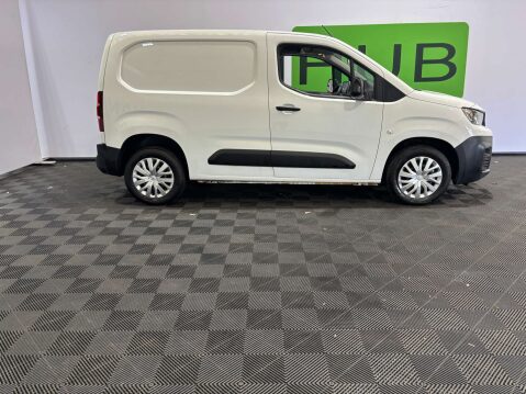 Peugeot Partner Professional Premium Blue 1.5 HDi 18