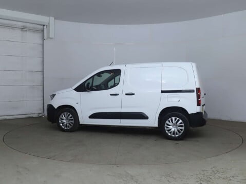 Peugeot Partner Professional Premium Blue 1.5 HDi 5