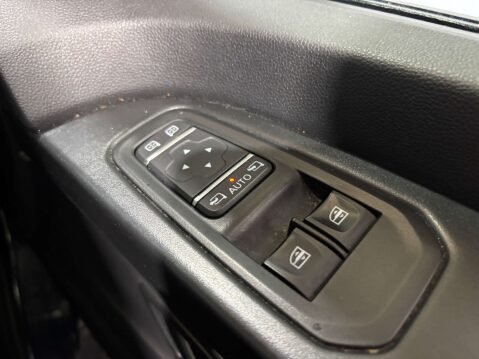 Renault Trafic LL30 Sport Blue 2.0 DCI 24