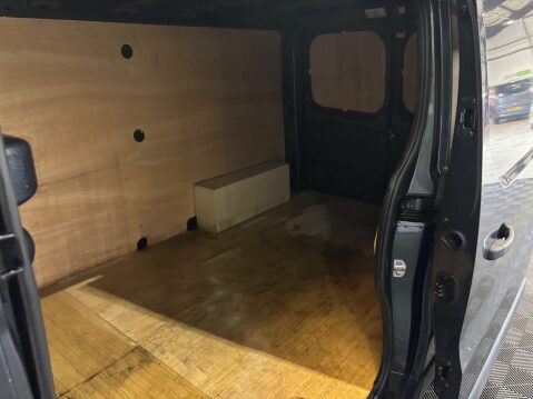 Renault Trafic LL30 Sport Blue 2.0 DCI 26