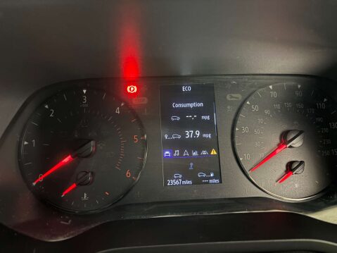 Renault Trafic LL30 Sport Blue 2.0 DCI 38