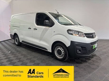 Vauxhall Vivaro F3100 Dynamic 2.0 S/S