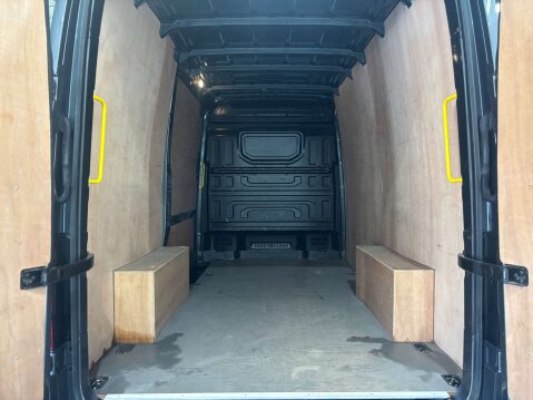 Volkswagen Crafter CR35 Trendline TDI 2.0 37