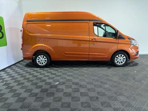 Ford Transit Custom 300 Limited EcoBlue 2.0 10