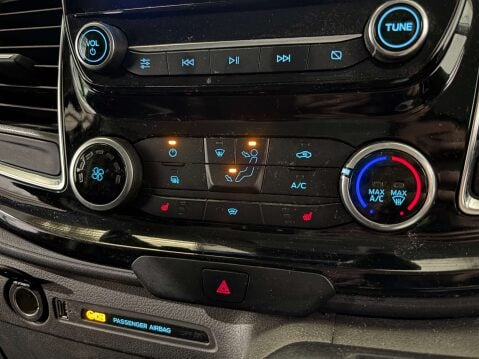 Ford Transit Custom 300 Limited EcoBlue 2.0 28