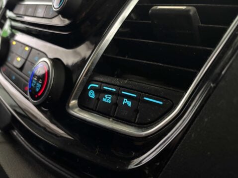 Ford Transit Custom 300 Limited EcoBlue 2.0 29