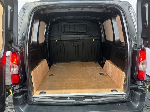 Peugeot Partner Professional Premium Blue 1.5 HDi 14