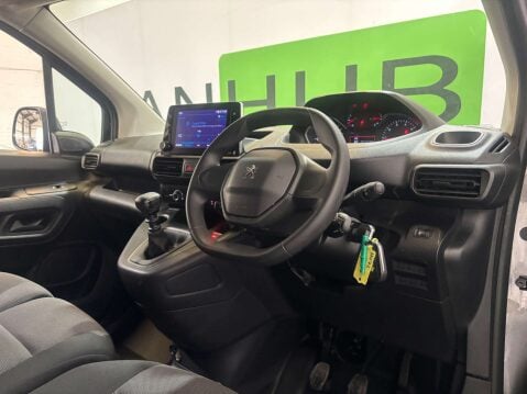 Peugeot Partner Professional Premium Blue 1.5 HDi 22