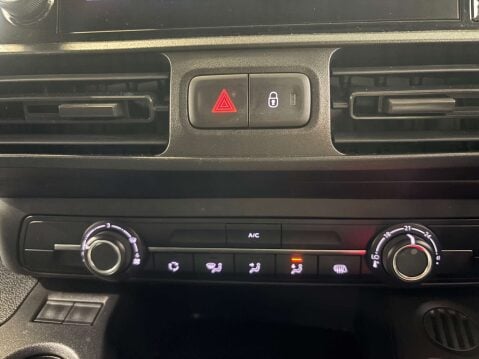 Peugeot Partner Professional Premium Blue 1.5 HDi 31