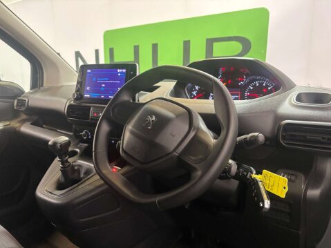 Peugeot Partner Professional Premium Blue 1.5 HDi 3
