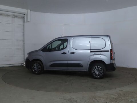 Peugeot Partner Professional Premium Blue 1.5 HDi 5