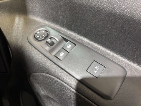 Peugeot Partner Professional Premium Blue 1.5 HDi 33