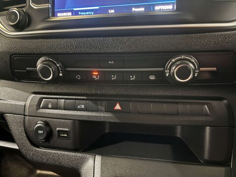 Peugeot Expert Professional Premium+ Blue HDi LWB 2.0 28