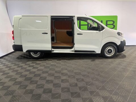 Vauxhall Vivaro F3100 Prime S/S 2.0 6dr 41