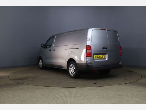 Vauxhall Vivaro 2.0 Vivaro 3100 Dynamic S/S 7