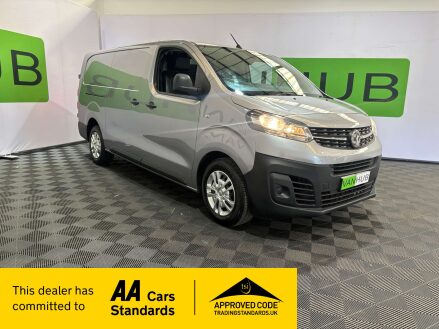 Vauxhall Vivaro 2.0 Vivaro 3100 Dynamic S/S