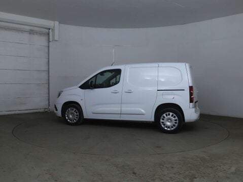 Vauxhall Combo 1.5 Combo 2300 Professional Turbo D S/S 7