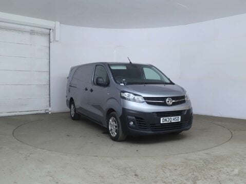 Vauxhall Vivaro 2.0 Vivaro 3100 Dynamic S/S 2