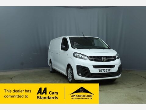 Vauxhall Vivaro 2.0 Vivaro F3100 Pro 1