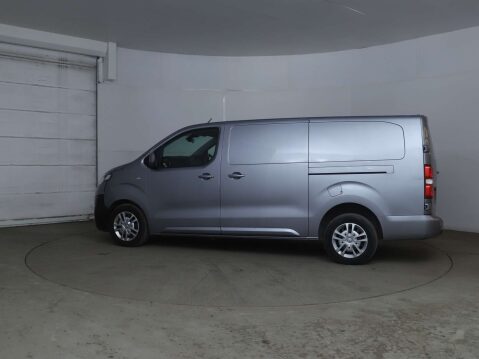 Vauxhall Vivaro 1.5 Vivaro 2900 Sportive S/S 7