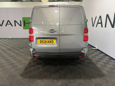 Vauxhall Vivaro 1.5 Vivaro 2900 Sportive S/S 32