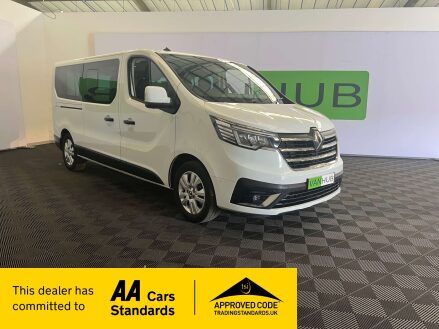Renault Trafic 2.0 Trafic LL30 Sport Blue Minibus dCi Auto 5dr