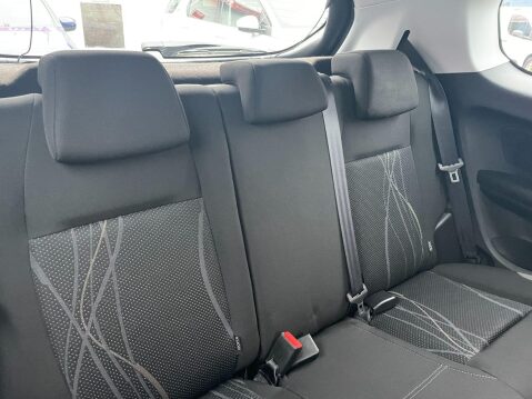 Peugeot 208 1.4 HDi Active Euro 5 3dr 17