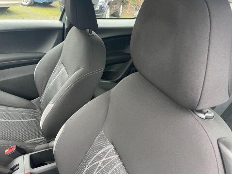 Peugeot 208 1.4 HDi Active Euro 5 3dr 31