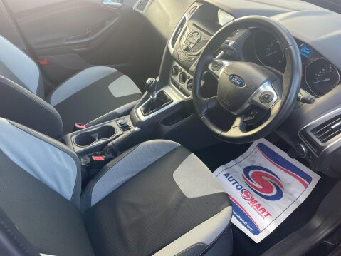 Ford Focus 1.0T EcoBoost Zetec Euro 5 (s/s) 5dr 15