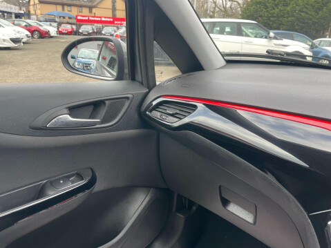 Vauxhall Corsa 1.4i ecoTEC SRi Euro 6 3dr 26
