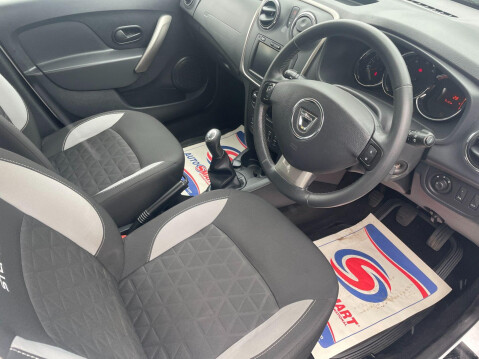 Dacia Sandero Stepway 1.5 dCi Laureate Euro 5 5dr 14