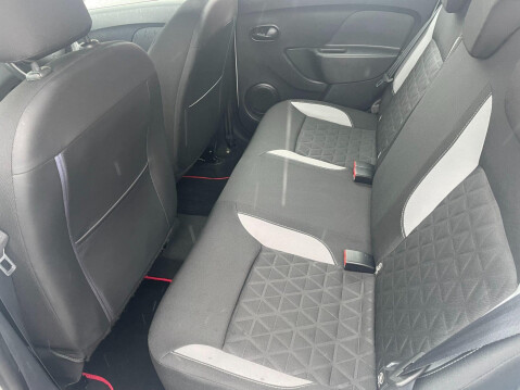 Dacia Sandero Stepway 1.5 dCi Laureate Euro 5 5dr 19