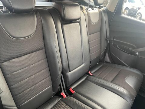 Ford Kuga 2.0 TDCi Titanium AWD Euro 5 5dr 17