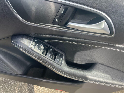 Mercedes-Benz A Class 1.6 A180 Sport (Executive) Euro 6 (s/s) 5dr 19