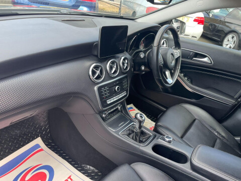 Mercedes-Benz A Class 1.6 A180 Sport (Executive) Euro 6 (s/s) 5dr 33