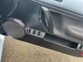 Volkswagen Beetle 1.6 Sola Cabriolet Euro 4 2dr 27