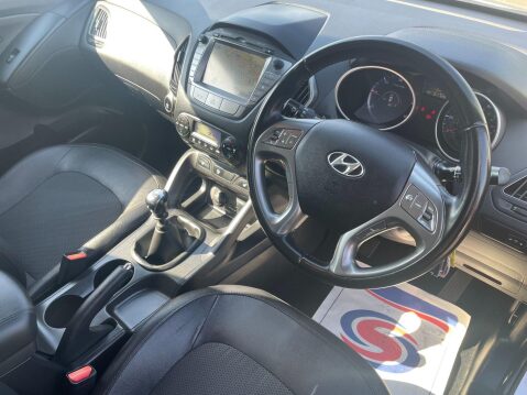 Hyundai ix35 1.7 CRDi SE Euro 5 (s/s) 5dr (Nav) 16