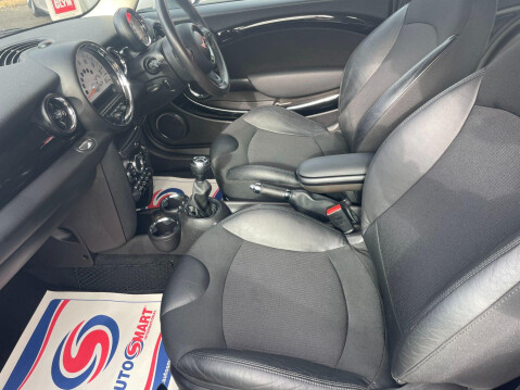 Mini Hatch 1.6 Cooper D Euro 5 (s/s) 3dr 20