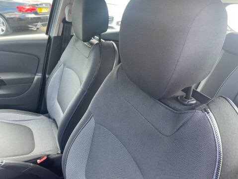 Renault Captur 1.5 dCi Dynamique MediaNav EDC Euro 5 5dr 32