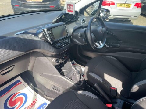 Peugeot 208 1.2 PureTech Active Design Lime Euro 6 3dr 31