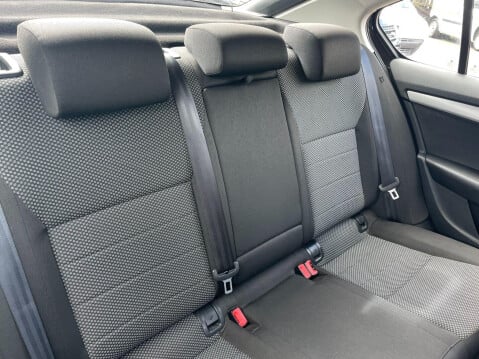 Skoda Octavia 1.2 TSI SE Euro 5 (s/s) 5dr 18